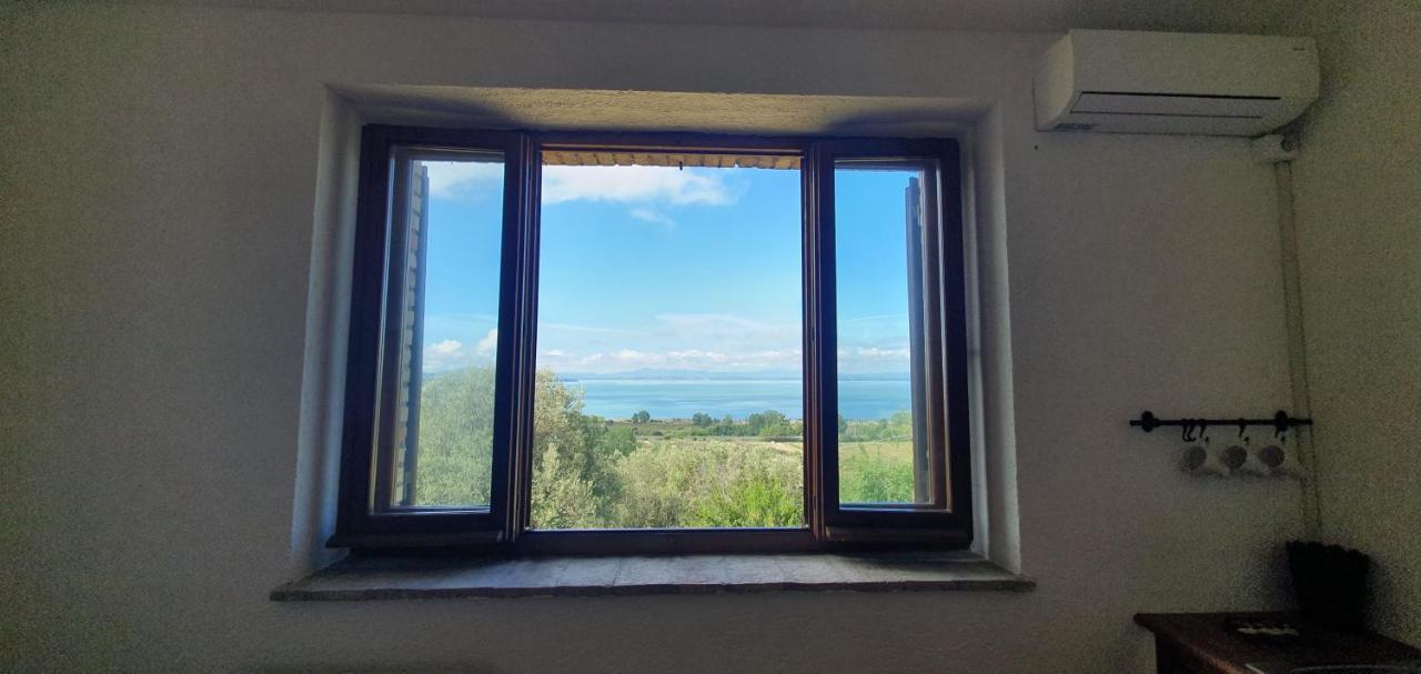 Poloturisticoumbria Rustico Con Piscina Vista Lago Passignano sul Trasimeno Eksteriør bilde