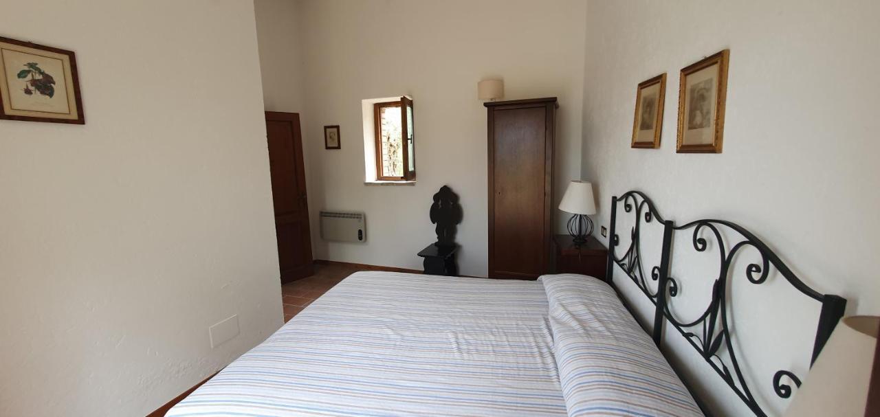 Poloturisticoumbria Rustico Con Piscina Vista Lago Passignano sul Trasimeno Eksteriør bilde