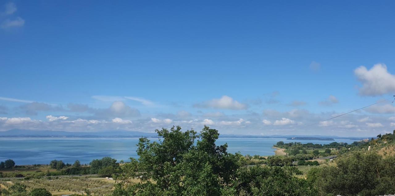 Poloturisticoumbria Rustico Con Piscina Vista Lago Passignano sul Trasimeno Eksteriør bilde