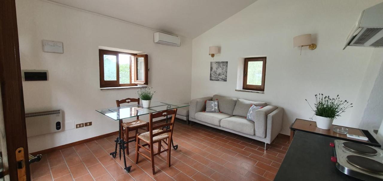 Poloturisticoumbria Rustico Con Piscina Vista Lago Passignano sul Trasimeno Eksteriør bilde