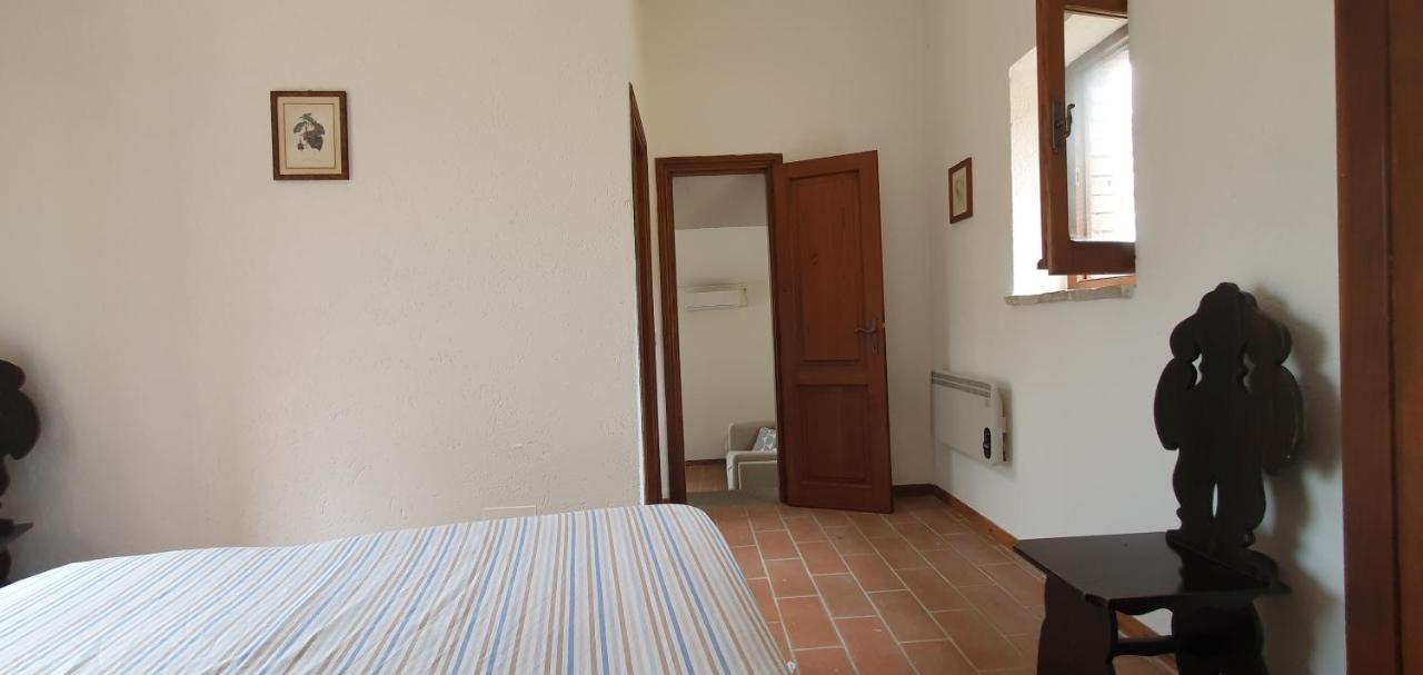 Poloturisticoumbria Rustico Con Piscina Vista Lago Passignano sul Trasimeno Eksteriør bilde